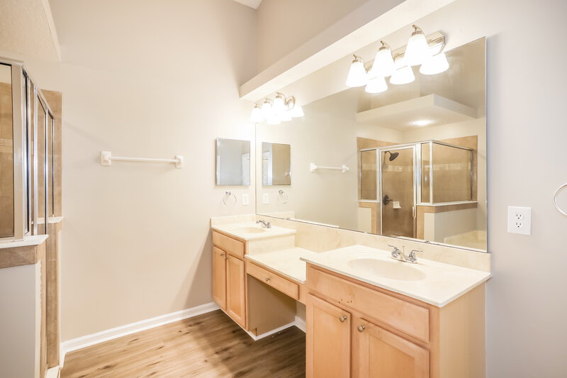 3,420/Mo, 952 Silver Spring Ct Saint Augustine, FL 32092 Main Bathroom View