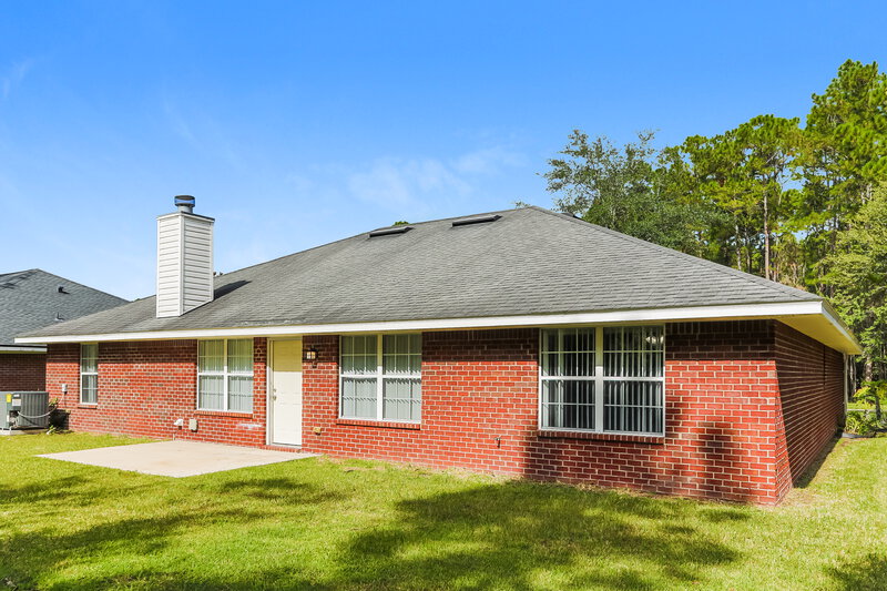 2,920/Mo, 1399 Guardian Dr Jacksonville, FL 32221 Rear View 2
