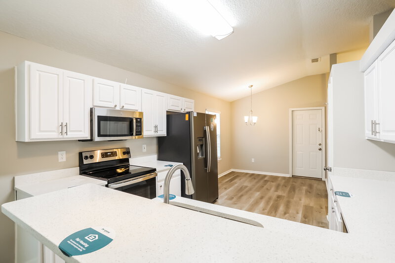 1,870/Mo, 5654 Chirping Way W Jacksonville, FL 32222 Kitchen View 2