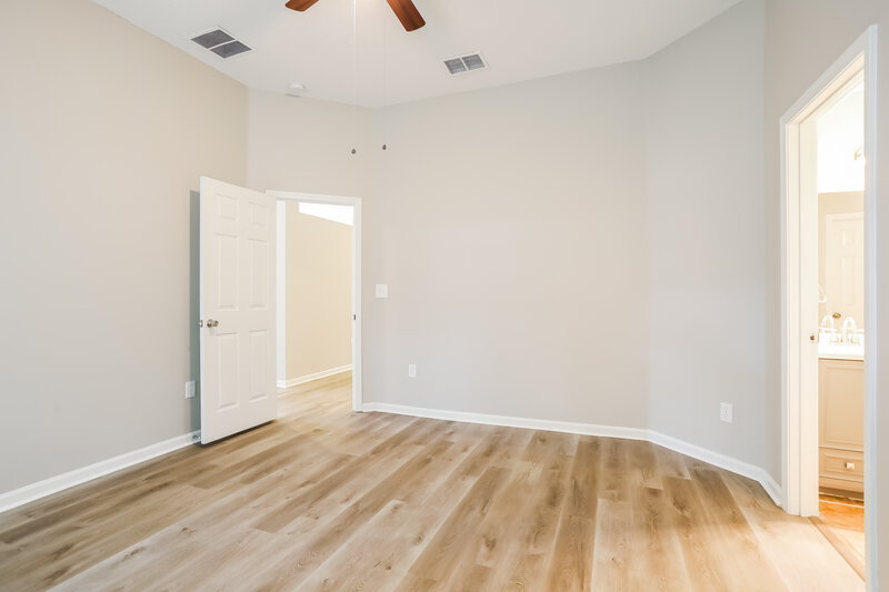 1,870/Mo, 5654 Chirping Way W Jacksonville, FL 32222 Main Bedroom View 2