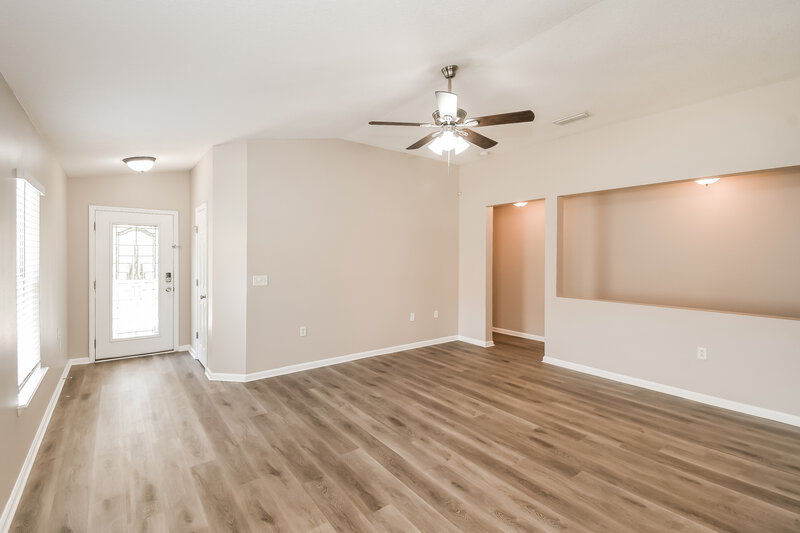 1,720/Mo, 2147 Brian Lakes Dr N Jacksonville, FL 32221 Living Room View