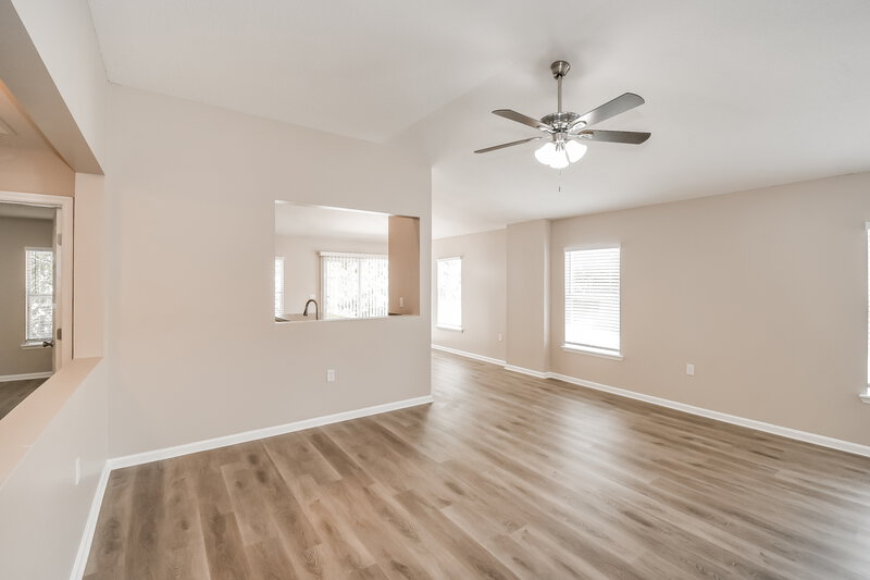 1,720/Mo, 2147 Brian Lakes Dr N Jacksonville, FL 32221 Living Room View 3