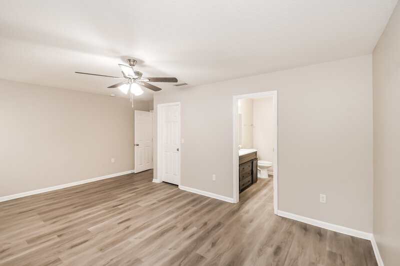 1,720/Mo, 2147 Brian Lakes Dr N Jacksonville, FL 32221 Main Bedroom View 2