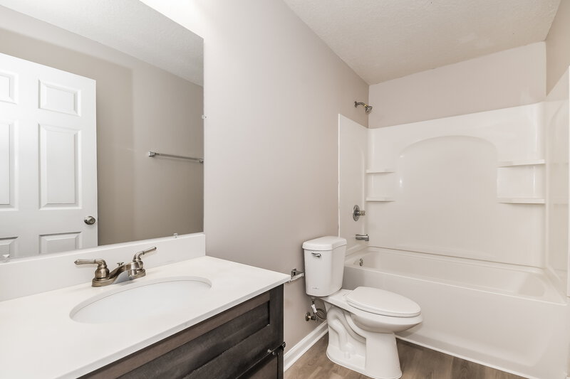 1,720/Mo, 2147 Brian Lakes Dr N Jacksonville, FL 32221 Bathroom View