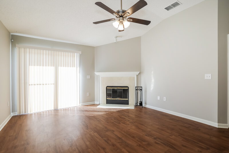 1,950/Mo, 2695 Secret Harbor Dr Orange Park, FL 32065 Sitting Room View