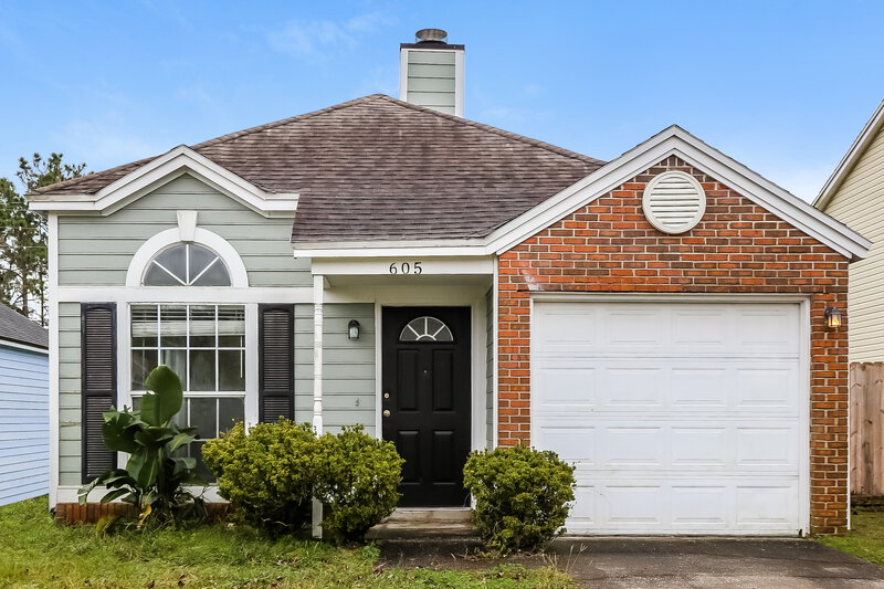 2,270/Mo, 605 Staffordshire Dr E Jacksonville, FL 32225 External View