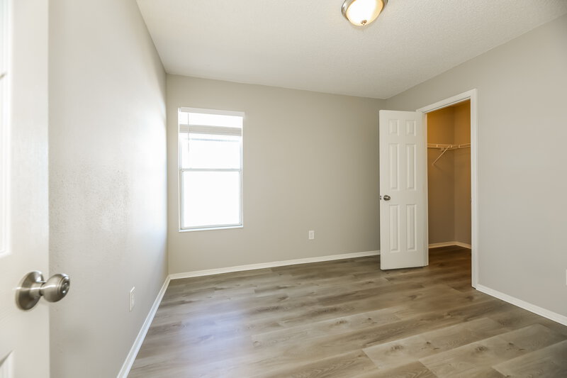 1,825/Mo, 605 Staffordshire Dr E Jacksonville, FL 32225 Bedroom View 2