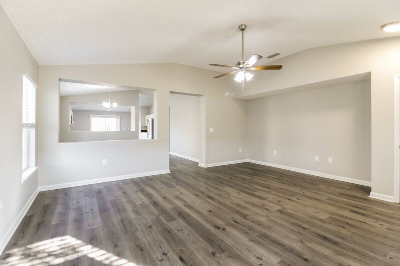 1,920/Mo, 76205 Deerwood Dr Yulee, FL 32097 Living Room View