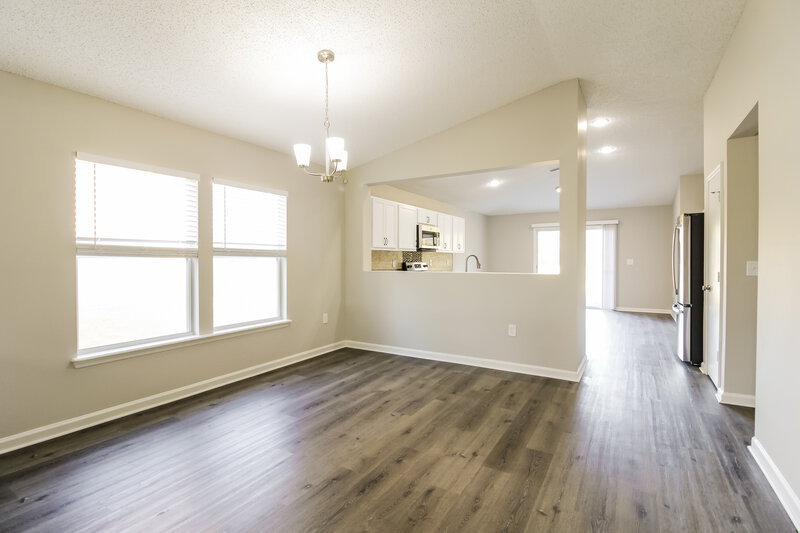 1,920/Mo, 76205 Deerwood Dr Yulee, FL 32097 Dining Room View 2