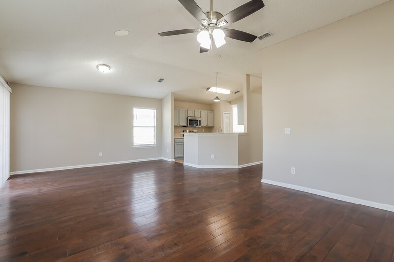 2,160/Mo, 241 Southlake Dr Saint Augustine, FL 32092 Living Room View