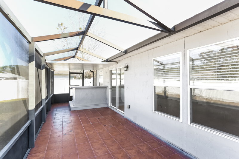 1,930/Mo, 76307 Long Pond Loop Yulee, FL 32097 Sun Room View