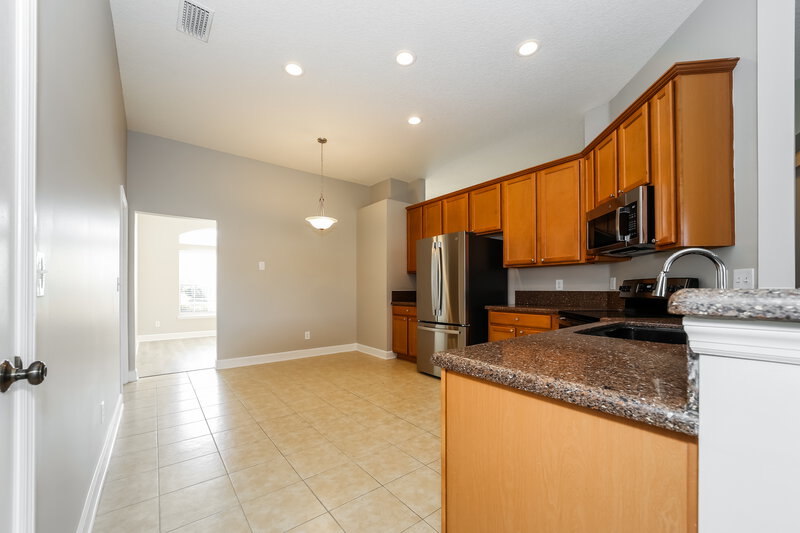 2,465/Mo, 136 Linda Lake Ln Saint Augustine, FL 32095 Kitchen View