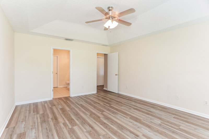 1,765/Mo, 12819 Radiant Run Ct Jacksonville, FL 32218 Main Bedroom View