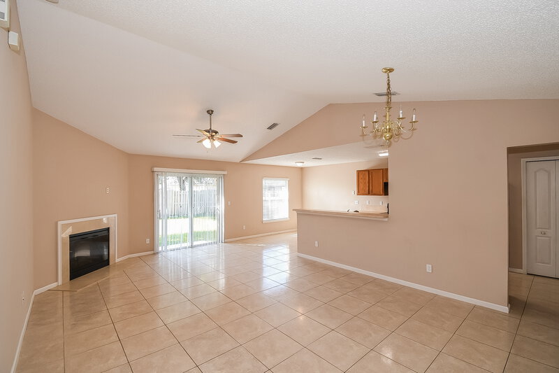 2,490/Mo, 6522 Blue Leaf Ln Jacksonville, FL 32244 Dining Room View