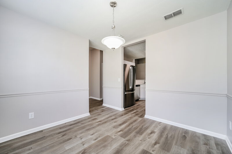 1,885/Mo, 10382 Brookwood Bluff Rd N Jacksonville, FL 32225 Dining Room View 2