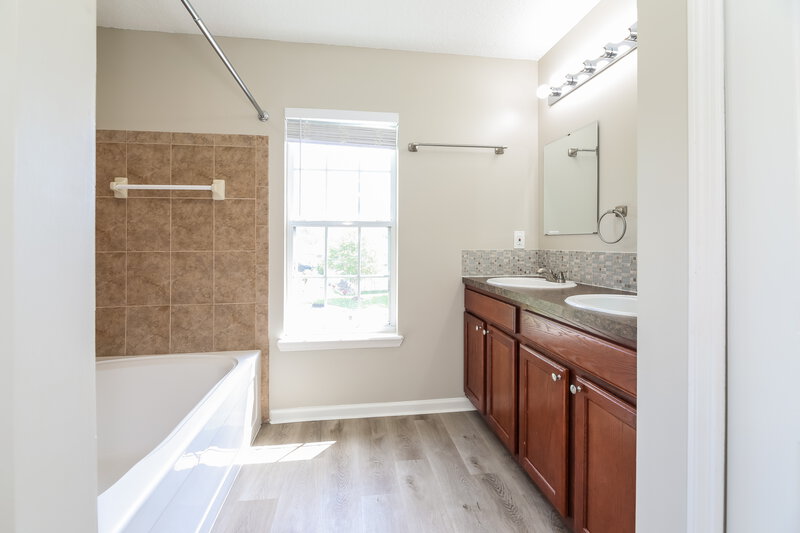2,075/Mo, 86041 Caesars Ave Yulee, FL 32097 Main Bathroom View