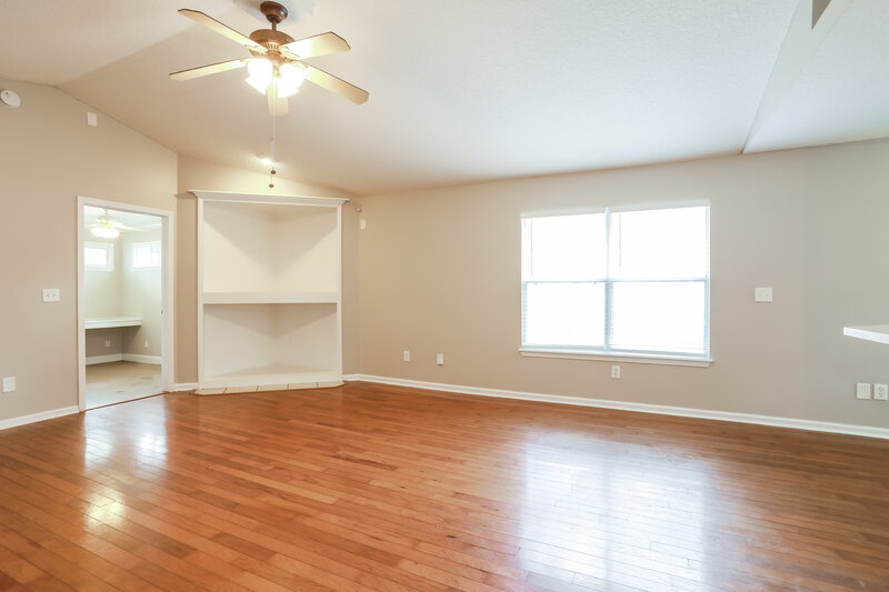 2,530/Mo, 4390 Hanging Moss Dr Orange Park, FL 32073 Living Room View