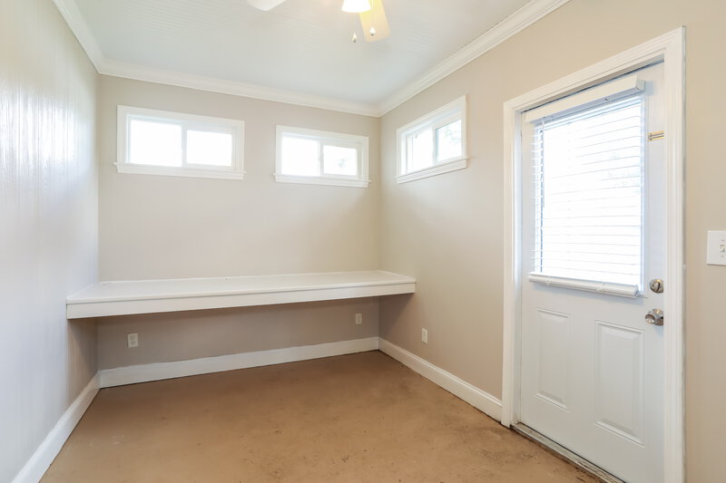 2,530/Mo, 4390 Hanging Moss Dr Orange Park, FL 32073 Office View