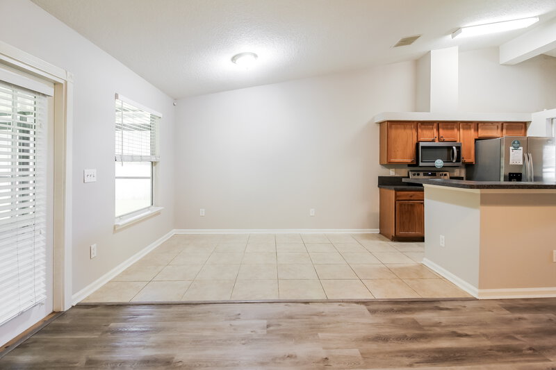 2,135/Mo, 12576 Richfield Blvd Jacksonville, FL 32218 Breakfast Nook View