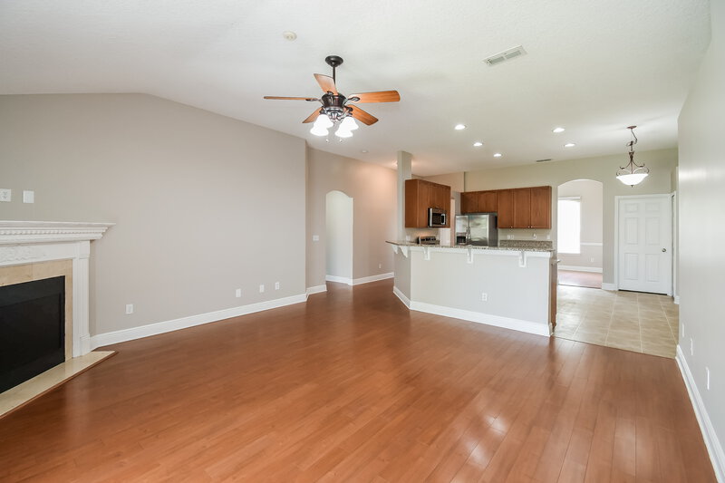 2,090/Mo, 1311 Yellow Jacket Ct Jacksonville, FL 32218 Living Room View 2