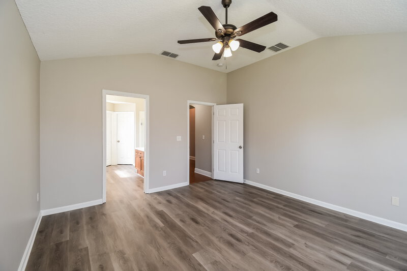 2,090/Mo, 1311 Yellow Jacket Ct Jacksonville, FL 32218 Main Bedroom View 2