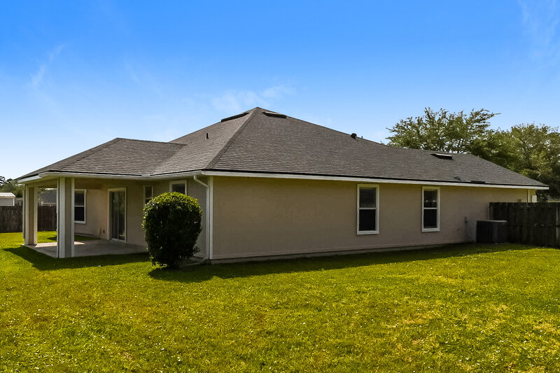 2,090/Mo, 1311 Yellow Jacket Ct Jacksonville, FL 32218 Rear View