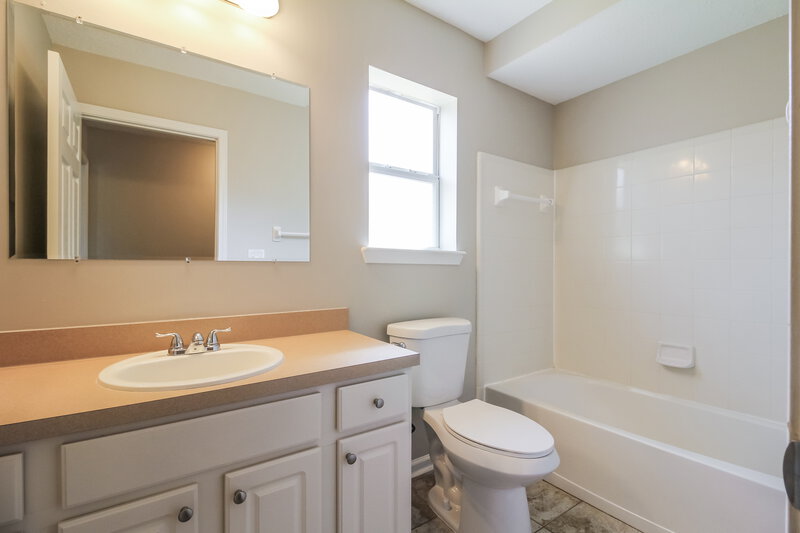 2,125/Mo, 96100 Stoney Glen Ct Yulee, FL 32097 Bathroom View