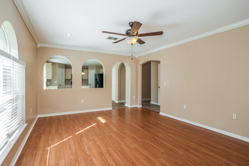2,065/Mo, 1658 Jayhawk Ln E Jacksonville, FL 32221 Living Room View 3