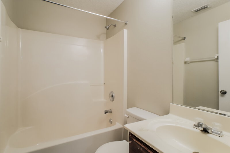 2,770/Mo, 1653 Austin Ln Saint Augustine, FL 32092 Bathroom View
