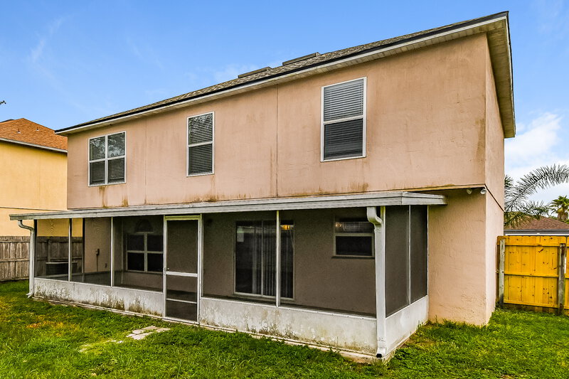 2,200/Mo, 7331 Spring Hill Rd Jacksonville, FL 32244 Rear View