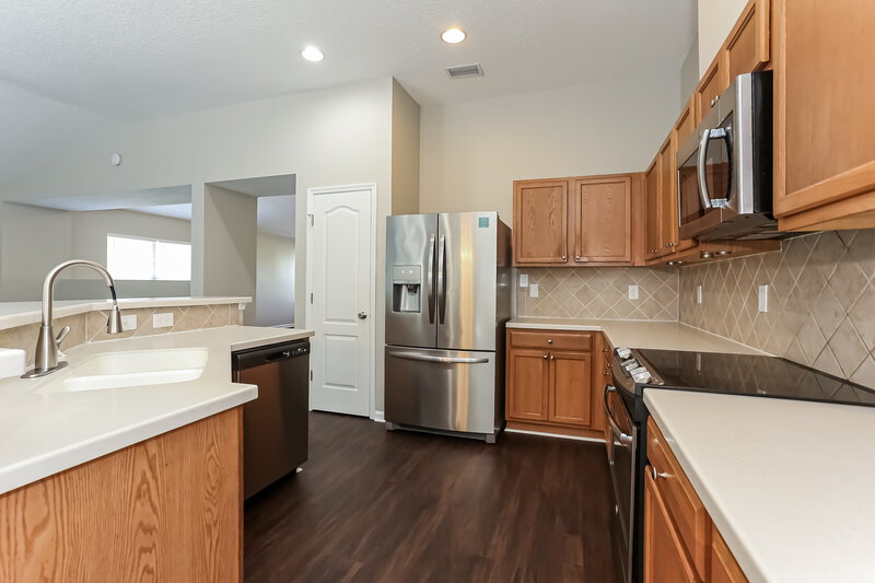 2,290/Mo, 75245 Ravenwood Dr Yulee, FL 32097 Kitchen View