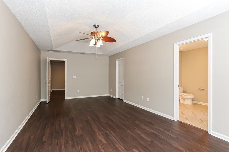 2,290/Mo, 75245 Ravenwood Dr Yulee, FL 32097 Main Bedroom View 2