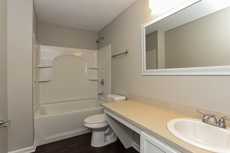 2,290/Mo, 75245 Ravenwood Dr Yulee, FL 32097 Bathroom View