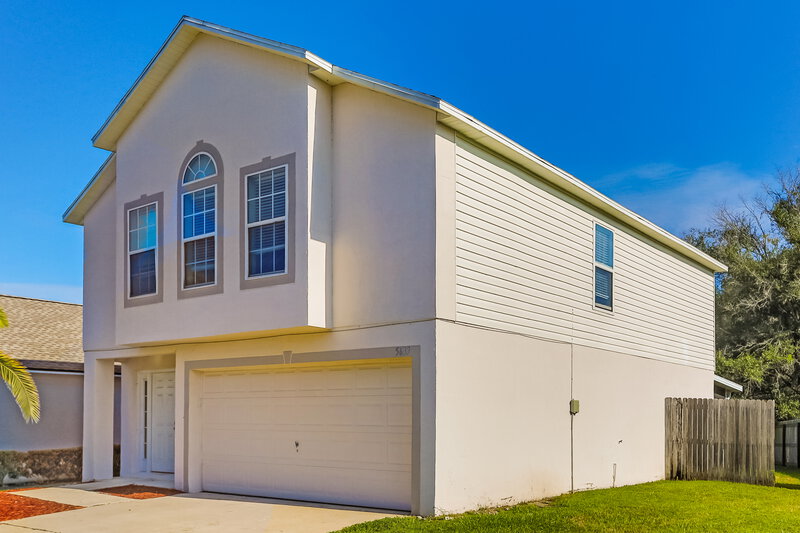 2,000/Mo, 5633 English Oak Dr S Jacksonville, FL 32244 Front View