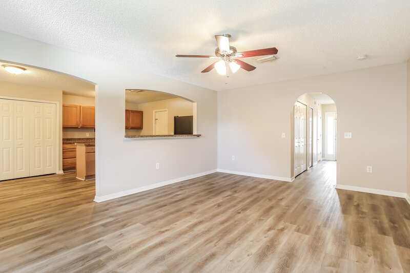 2,000/Mo, 5633 English Oak Dr S Jacksonville, FL 32244 Living Room View