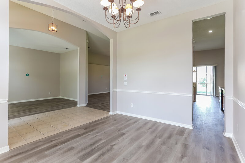 2,055/Mo, 10334 Planters Wood Dr Jacksonville, FL 32218 Dining Room View 2