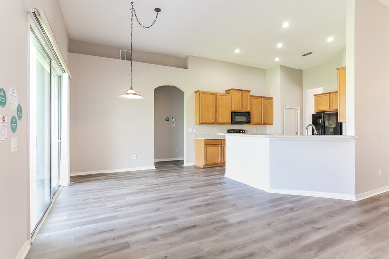 2,055/Mo, 10334 Planters Wood Dr Jacksonville, FL 32218 Breakfast Nook View
