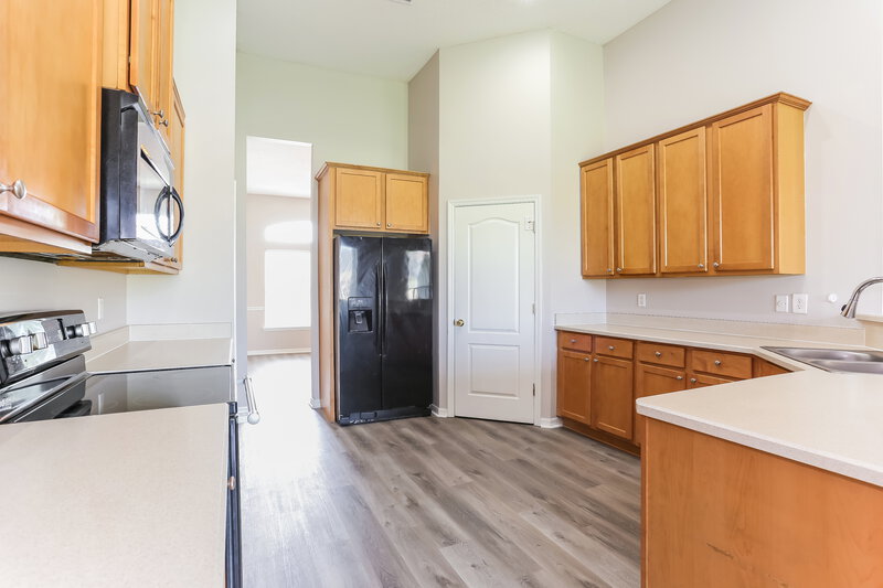 2,055/Mo, 10334 Planters Wood Dr Jacksonville, FL 32218 Kitchen View