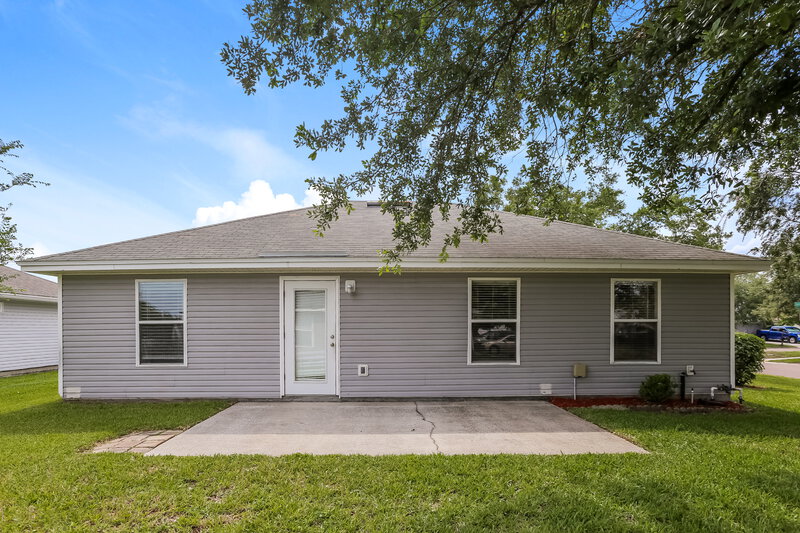 1,945/Mo, 2141 Ardencroft Dr Jacksonville, FL 32246 Rear View