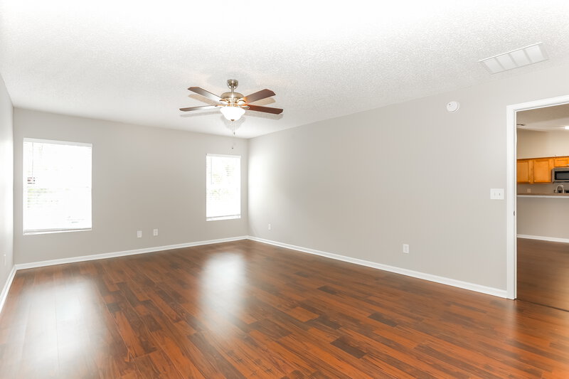 2,310/Mo, 2626 Springwillow Dr Jacksonville, FL 32221 Main Bedroom View