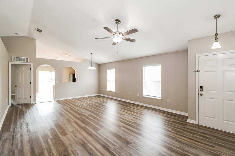 2,450/Mo, 3608 Alec Dr Middleburg, FL 32068 Living Room View