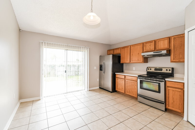 2,450/Mo, 3608 Alec Dr Middleburg, FL 32068 Kitchen View