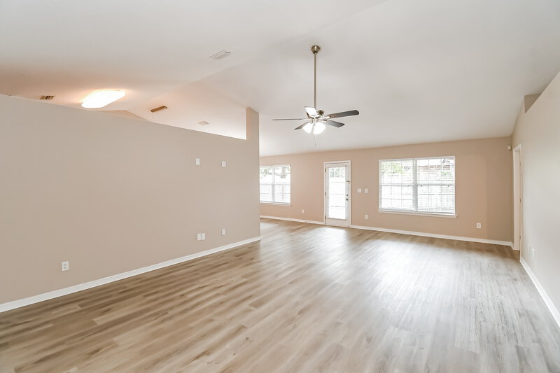 2,465/Mo, 1936 Firefly Dr Green Cove Springs, FL 32043 Living Room View 2