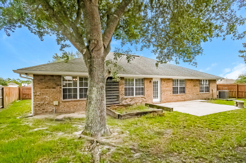 2,465/Mo, 1936 Firefly Dr Green Cove Springs, FL 32043 Rear View 2