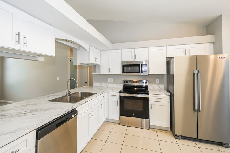 1,785/Mo, 2225 Alderney Ct Middleburg, FL 32068 Kitchen View