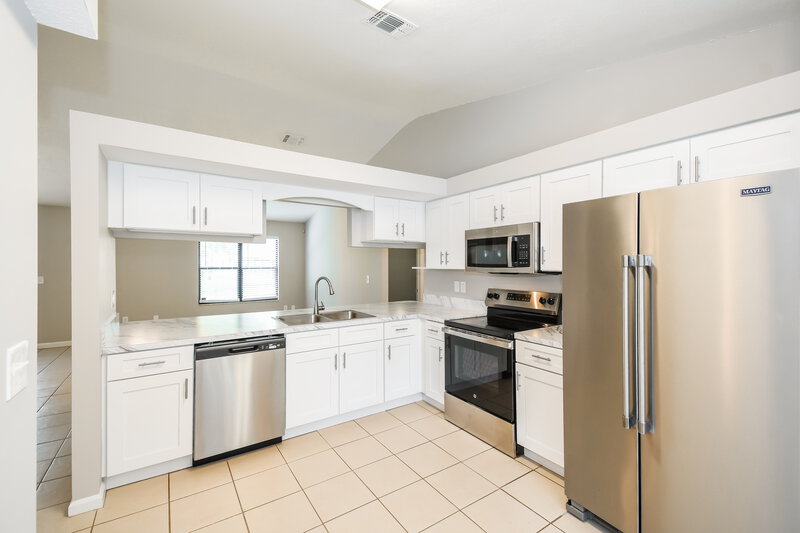 1,785/Mo, 2225 Alderney Ct Middleburg, FL 32068 Kitchen View 2
