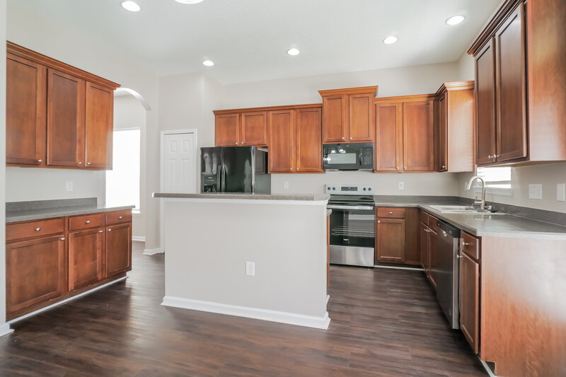3,590/Mo, 905 Las Navas Pl St Augustine, FL 32092 Kitchen View 2