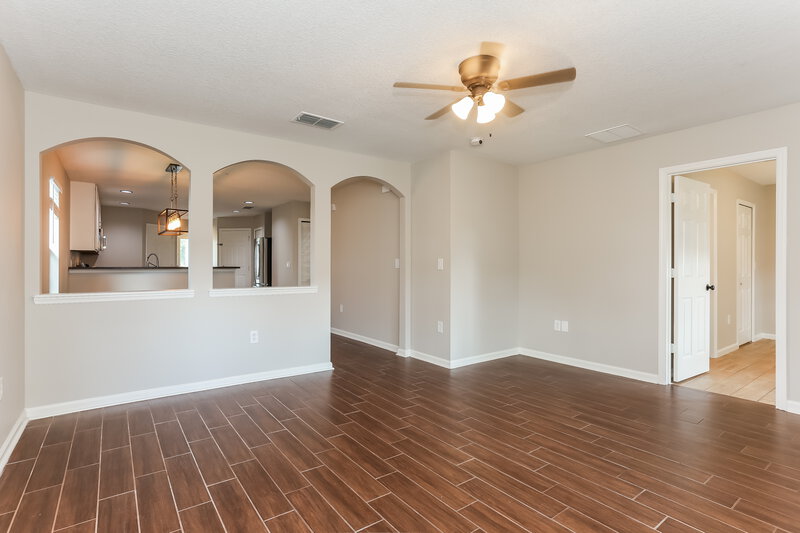 1,615/Mo, 3248 Roundabout Dr Middleburg, FL 32068 Living Room View 2