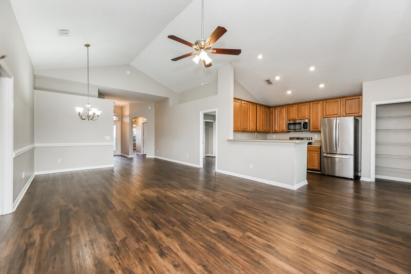 2,150/Mo, 1723 Rustling Dr Fleming Island, FL 32003 Living Room View