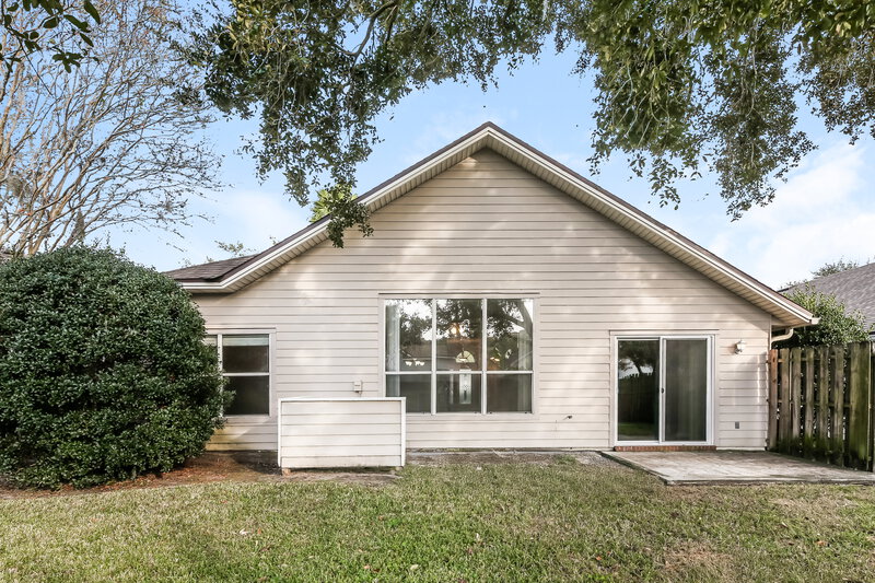 2,150/Mo, 1723 Rustling Dr Fleming Island, FL 32003 Rear View